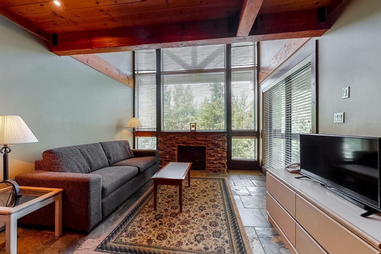 Greystone Lodge Whistler Phòng bức ảnh